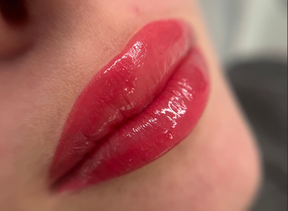 Résultat final après cicatrisation du tatouage Candy Lips à Dijon, effet naturel